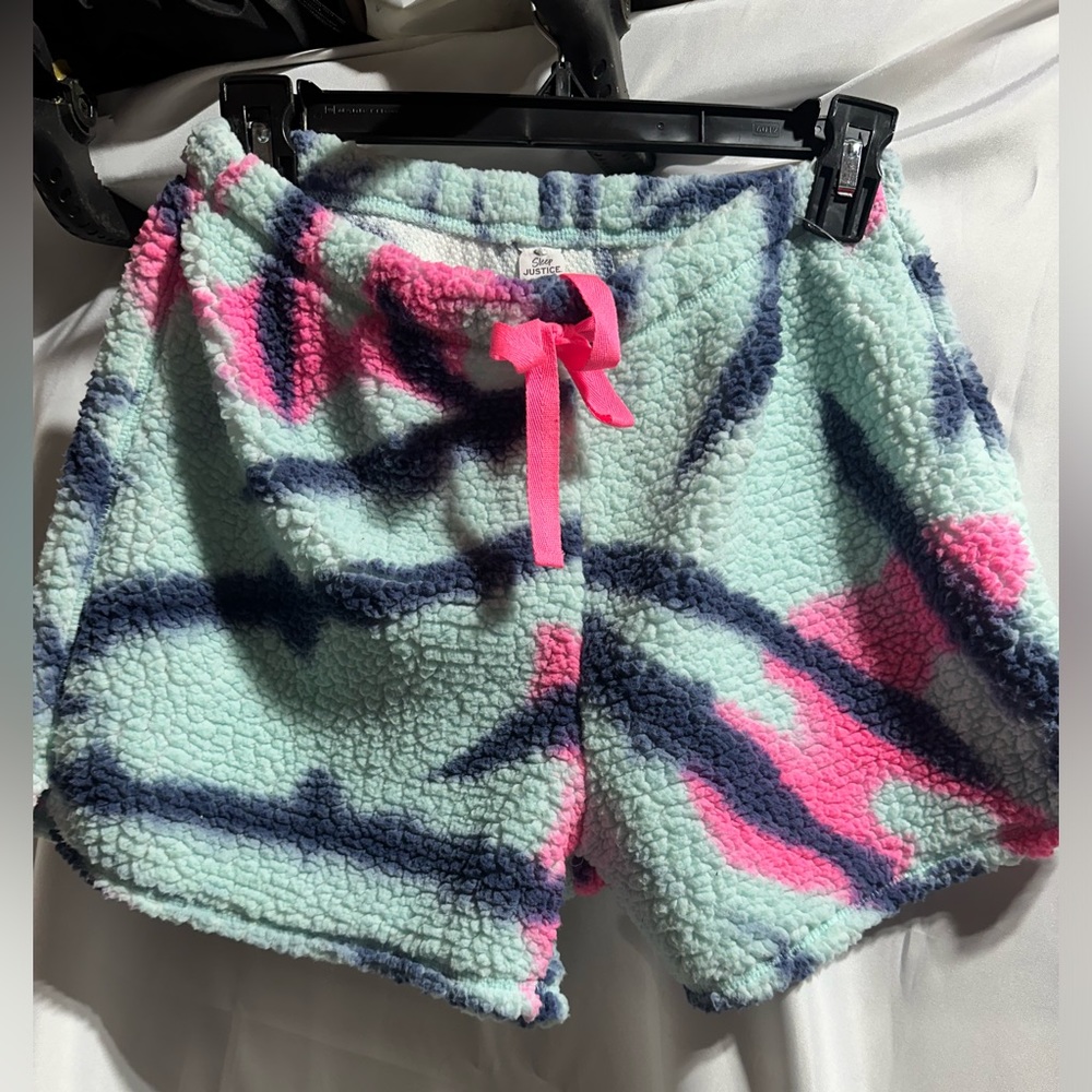 Pj shorts.